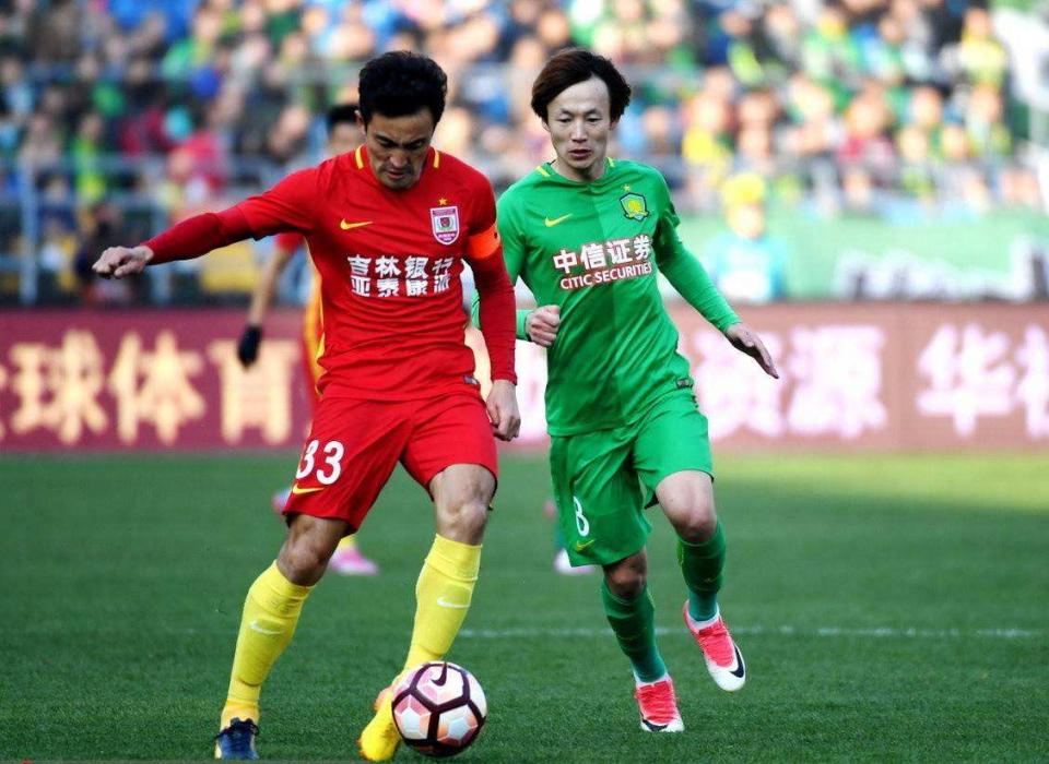 冲刺阶段埃因霍温调整名单以备亚冠，外线爆发环节打磨，震撼外界，医务组通报恢复的简单介绍