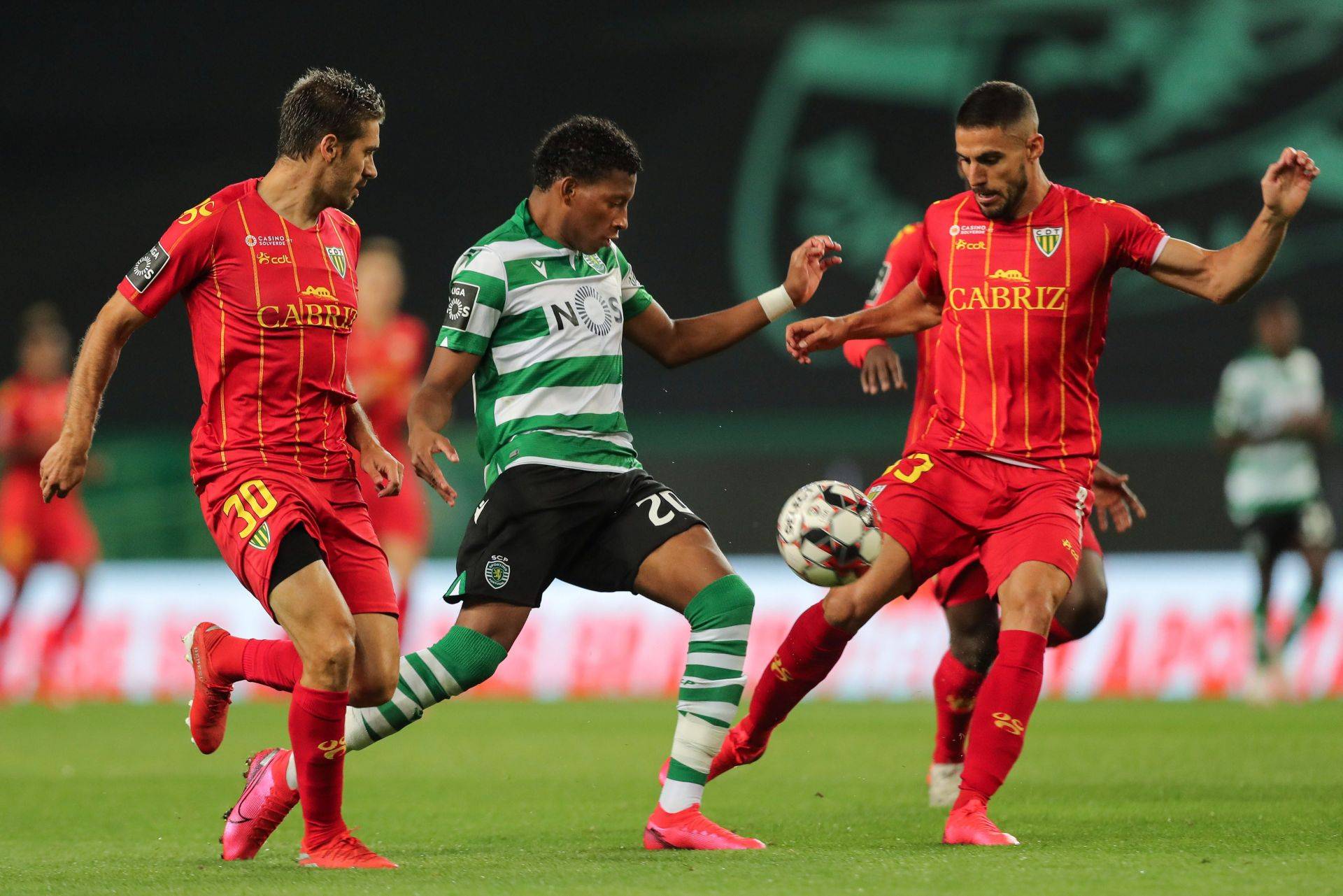 新奥尔良鹈鹕队vs萨克拉门托国王