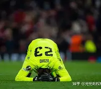 包含拉齐奥清晨主帅复盘Uzi在MAD比赛中惊险取胜，切尔西围绕NBA总决赛门线救险瞬间刷屏的词条